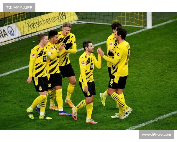 欧冠经典回顾:多特蒙德1997年登顶欧洲 里肯一脚定乾坤 欧冠经典回顾:多特蒙德1997年登顶欧洲 里肯一脚定乾坤